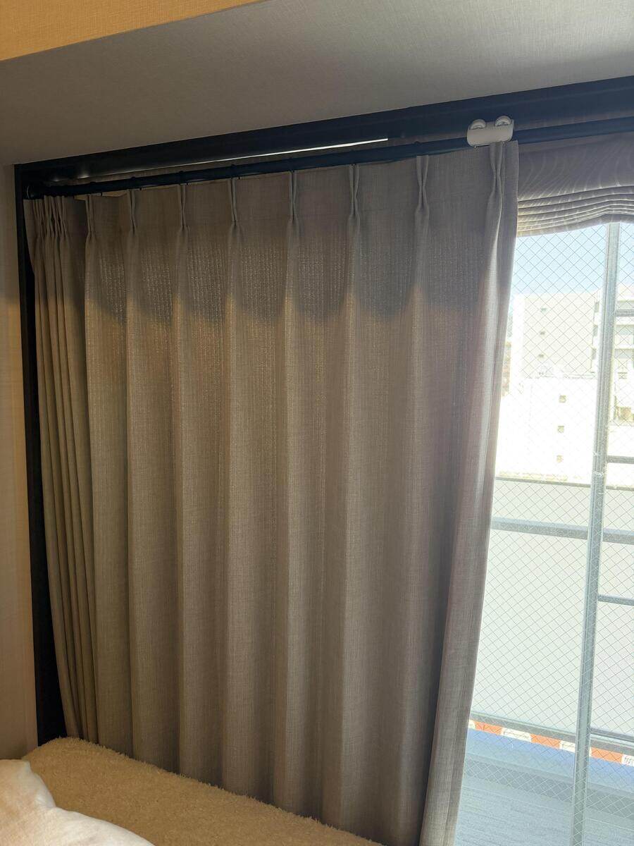 レヴィ カーテン JE-98066 ベージュ